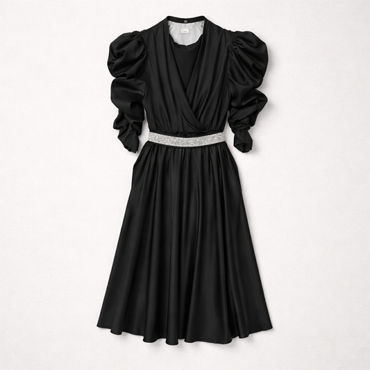 Rochie midi neagră cu mâneci încrețite