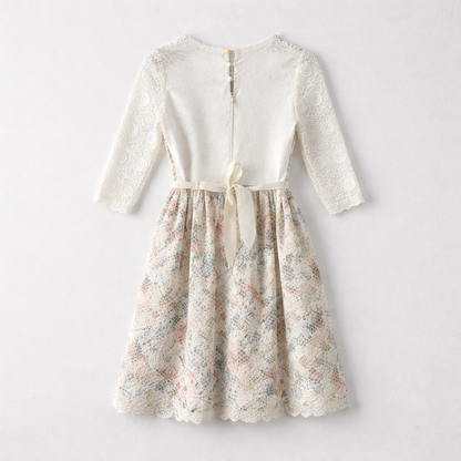Rochie feminină din dantelă cu imprimeu floral și mâneci lungi