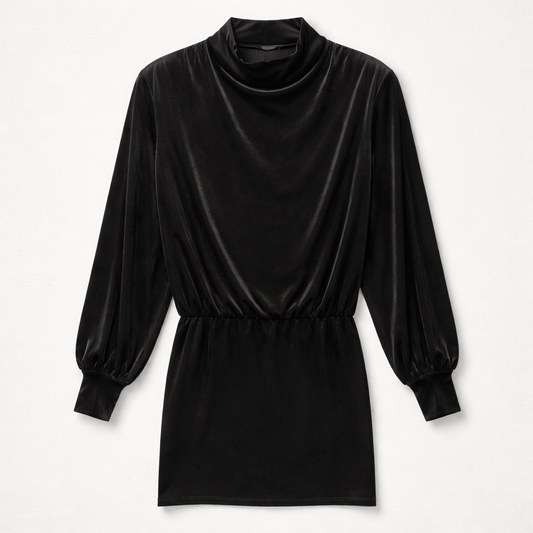 Rochie neagră din catifea cu mâneci lungi și guler lejer – elegantă și feminină